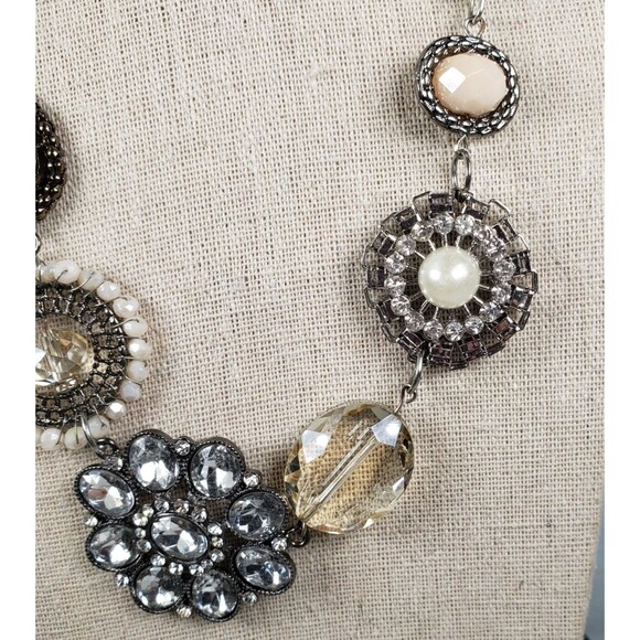 Vintage Simply Vera Wang Silver Tone Cut Crystal & Resin Statement 17" Necklace - Picture 9 of 16